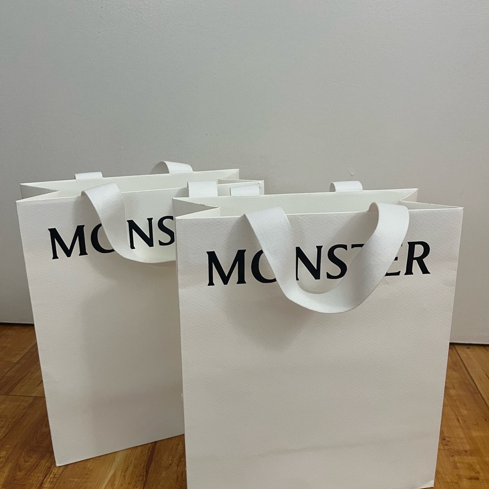 GENTLE MONSTER Shopping Bags